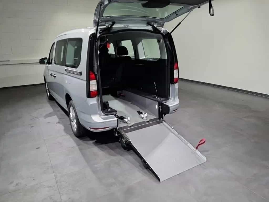 Ford Tourneo Connect L2-Trend "AMF Rollstuhl-Umbau" 05/2026-photo-23