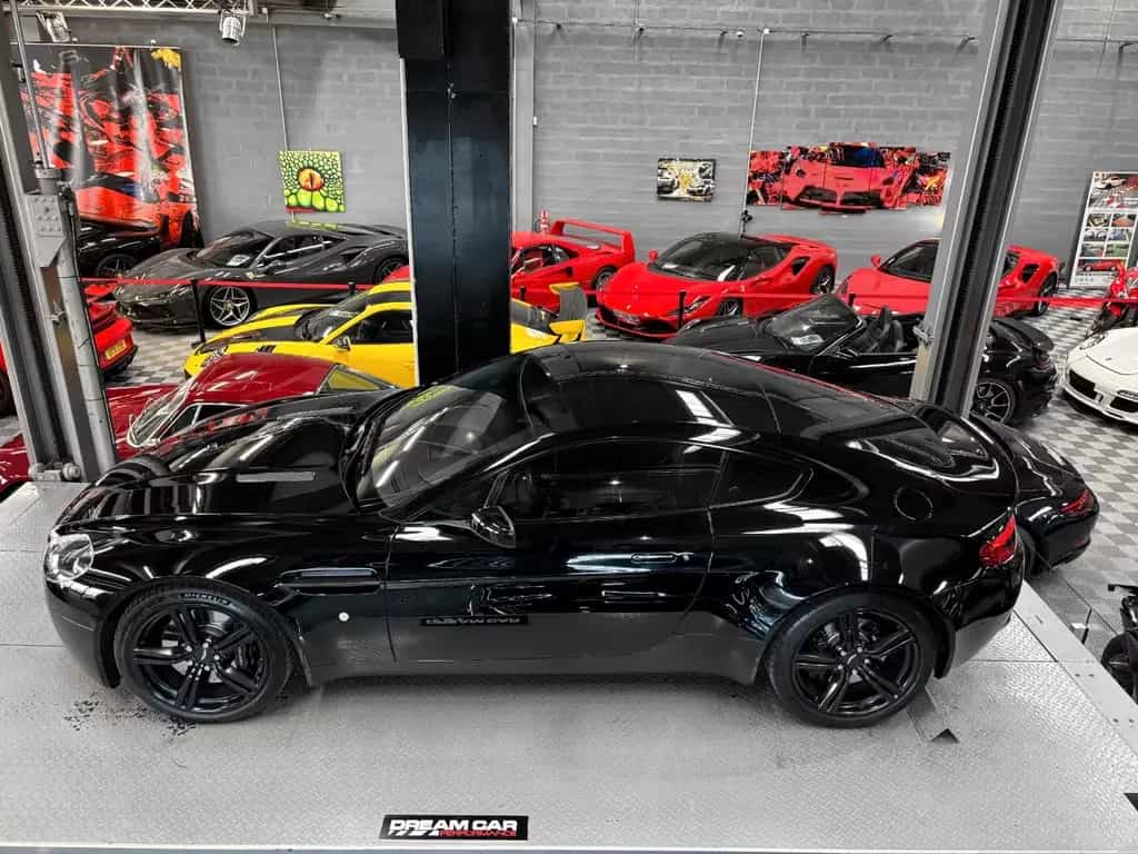 Aston Martin V8 Vantage 4.7l ** MANUAL GEARBOX** 07/2008-photo-1