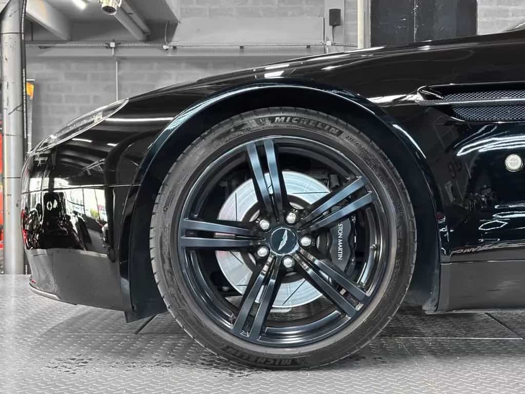 Aston Martin V8 Vantage 4.7l ** MANUAL GEARBOX** 07/2008-photo-18