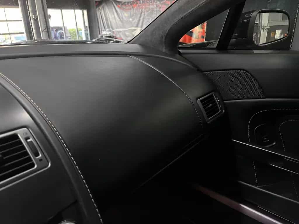 Aston Martin V8 Vantage 4.7l ** MANUAL GEARBOX** 07/2008-photo-31
