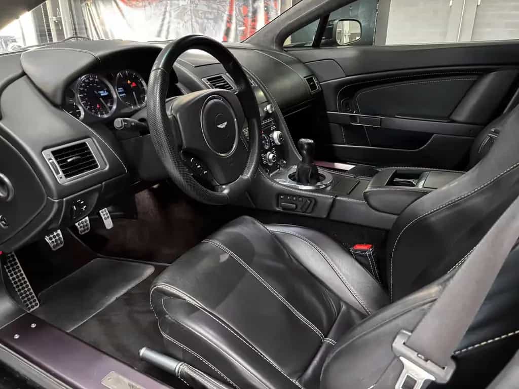 Aston Martin V8 Vantage 4.7l ** MANUAL GEARBOX** 07/2008-photo-32