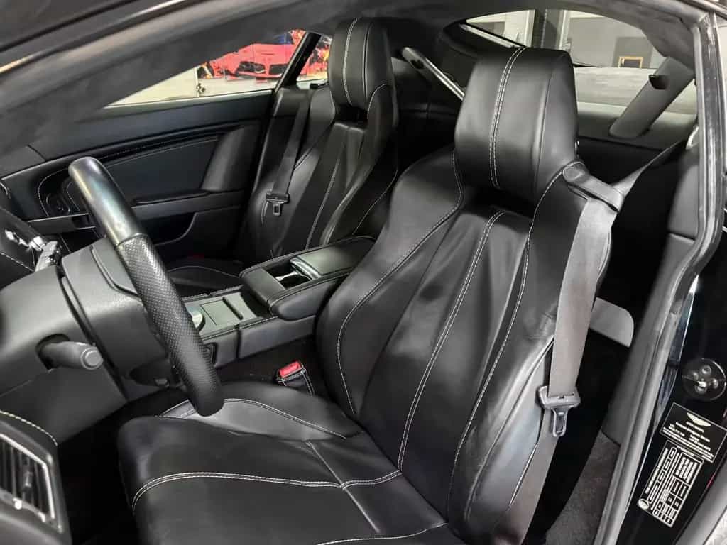 Aston Martin V8 Vantage 4.7l ** MANUAL GEARBOX** 07/2008-photo-33