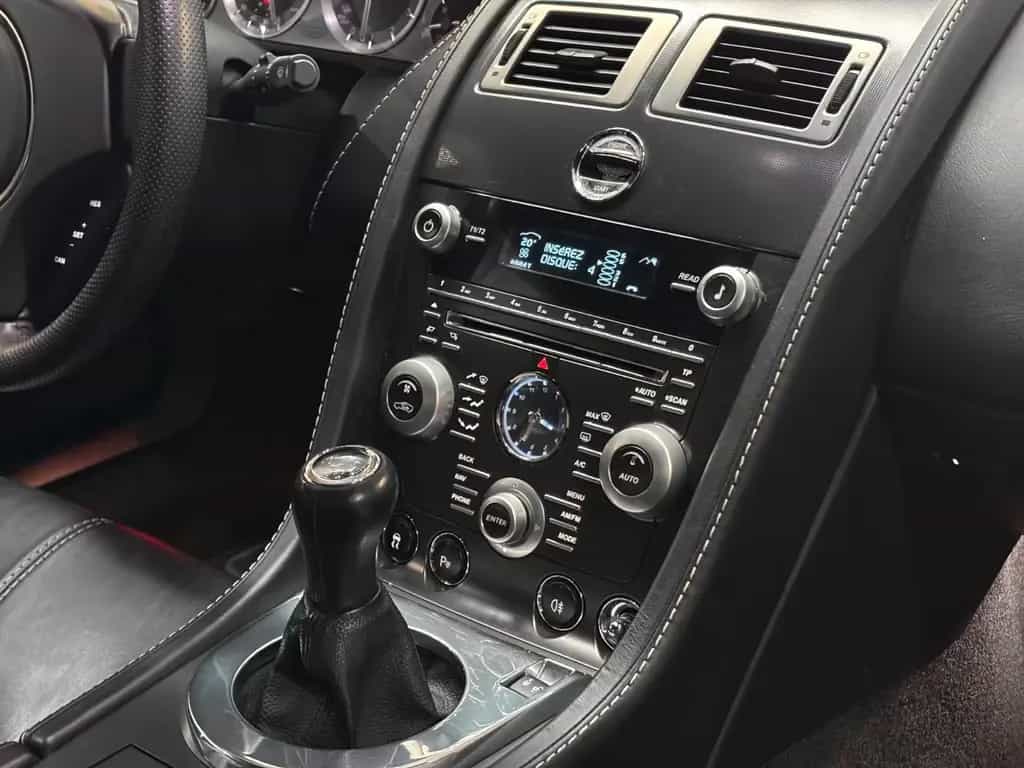 Aston Martin V8 Vantage 4.7l ** MANUAL GEARBOX** 07/2008-photo-38