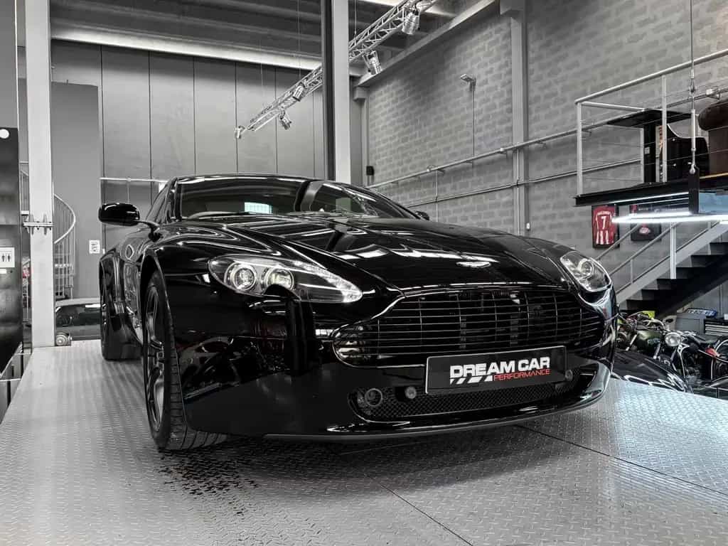 Aston Martin V8 Vantage 4.7l ** MANUAL GEARBOX** 07/2008-photo-9