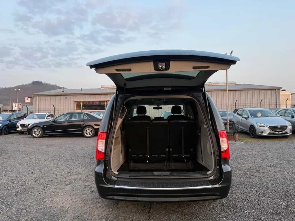 Lancia Voyager Gold/AUTOMATIK/7 SITZER/TÜV NEU 03/2012-photo-17
