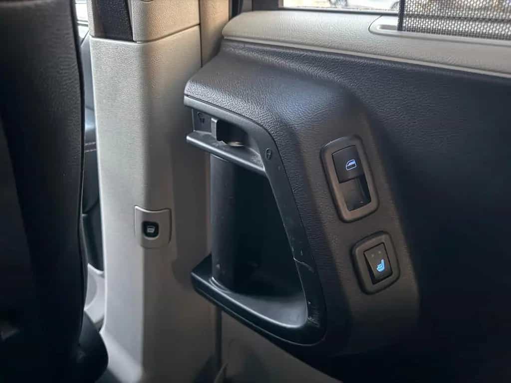 Lancia Voyager Gold/AUTOMATIK/7 SITZER/TÜV NEU 03/2012-photo-21