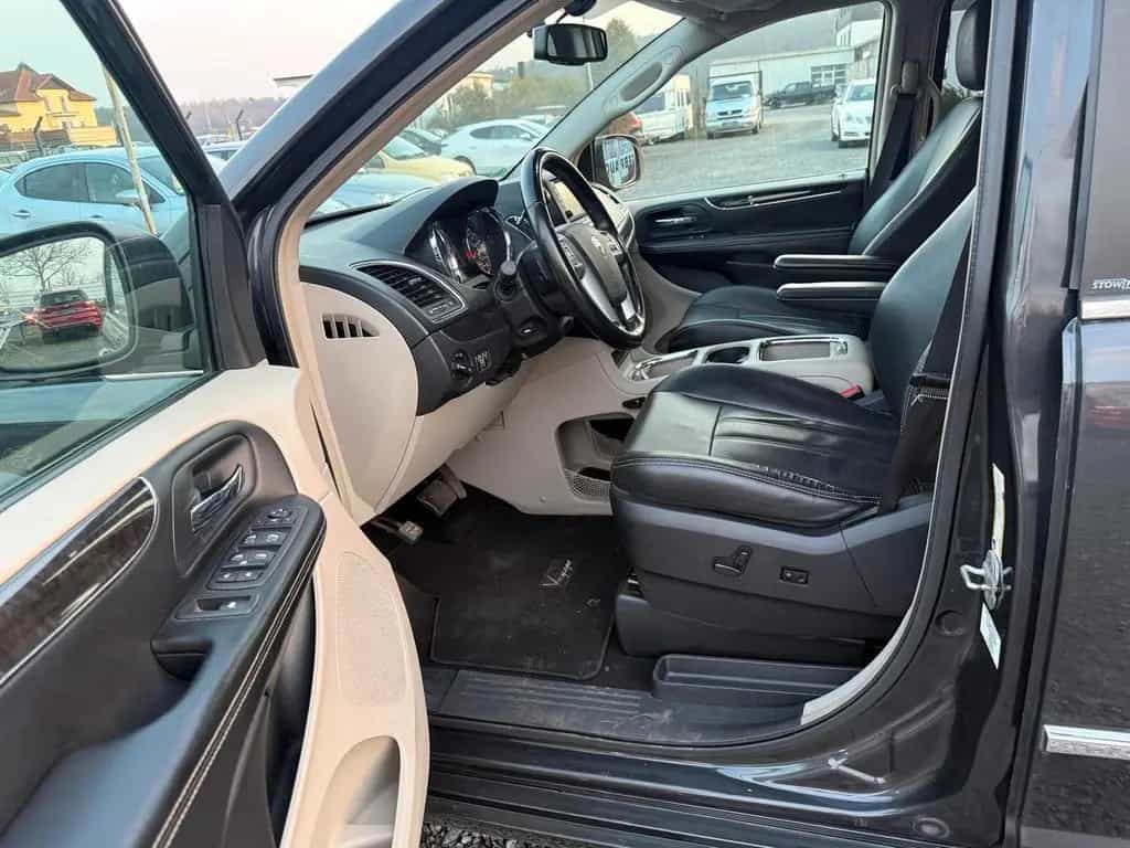 Lancia Voyager Gold/AUTOMATIK/7 SITZER/TÜV NEU 03/2012-photo-8