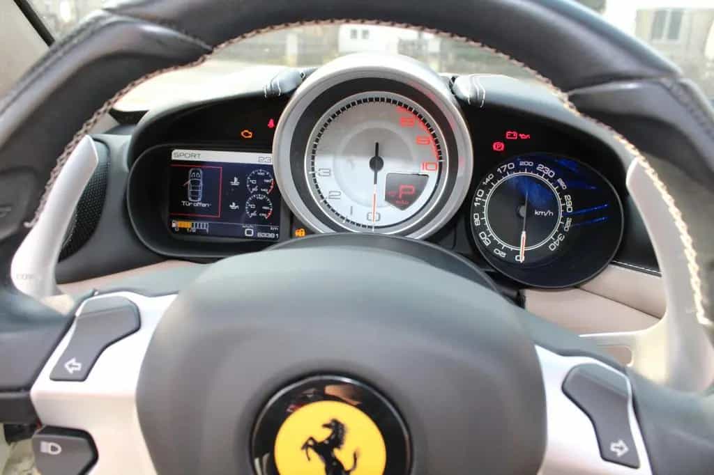 Ferrari California 3.9 V8 T 4-Sitzer 05/2016-photo-14