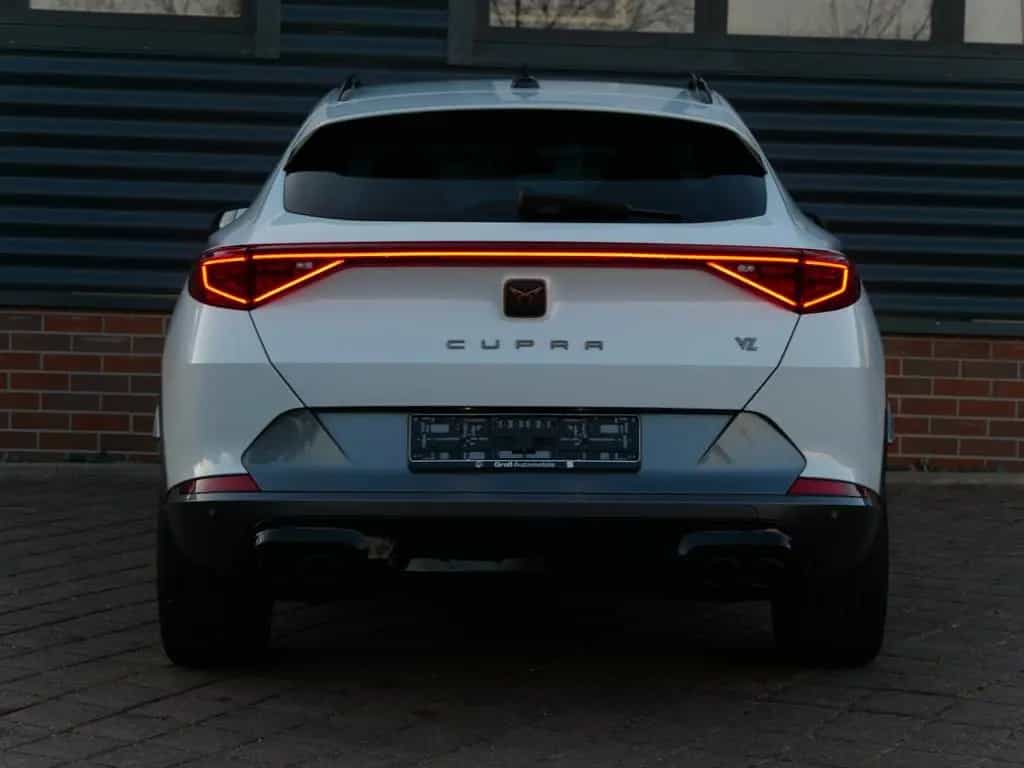 Cupra Formentor VZ 4Drive 310PS|AHK|el. Heckkl|Beats 03/2023-photo-10