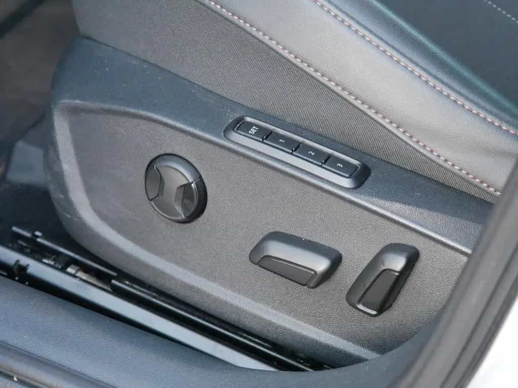 Cupra Formentor VZ 4Drive 310PS|AHK|el. Heckkl|Beats 03/2023-photo-17