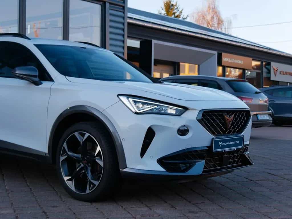 Cupra Formentor VZ 4Drive 310PS|AHK|el. Heckkl|Beats 03/2023-photo-5