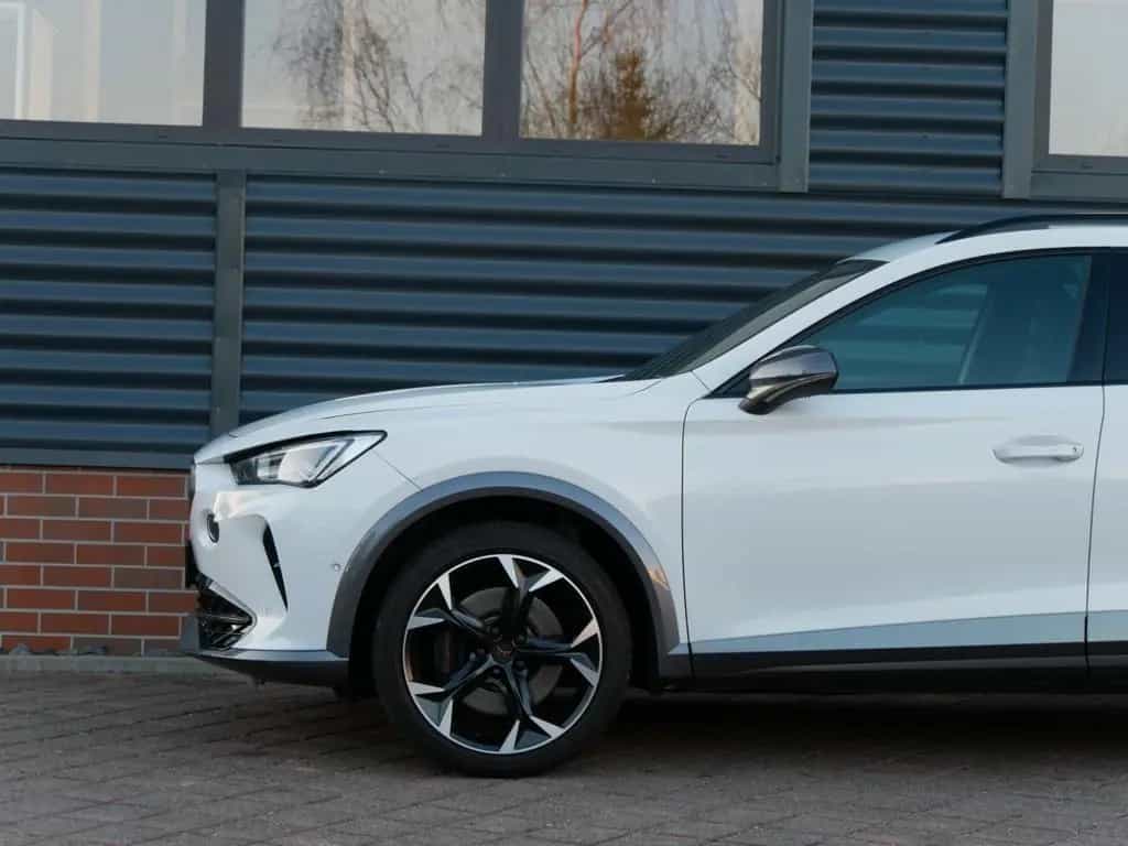 Cupra Formentor VZ 4Drive 310PS|AHK|el. Heckkl|Beats 03/2023-photo-7