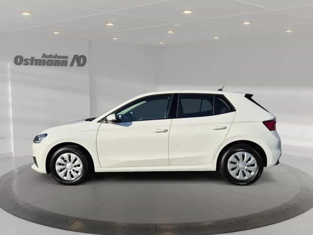 Skoda Fabia Ambition 81kw TSI DSG *Navi*Einparkhilfe* 01/2023-photo-2