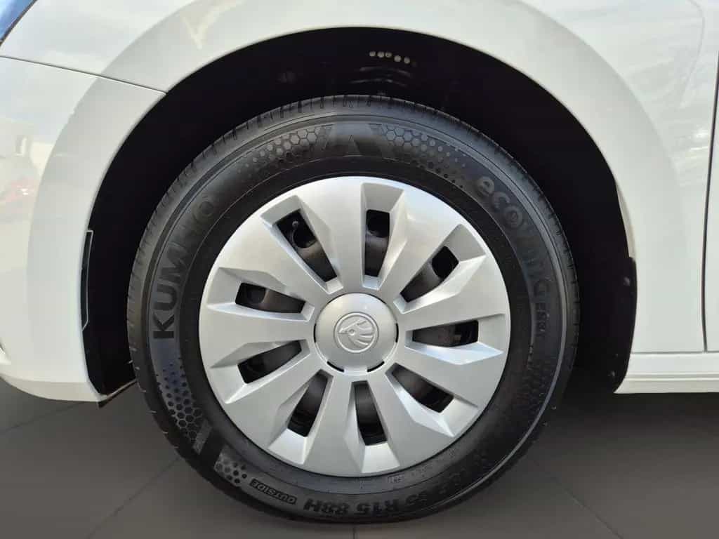 Skoda Fabia Ambition 81kw TSI DSG *Navi*Einparkhilfe* 01/2023-photo-6