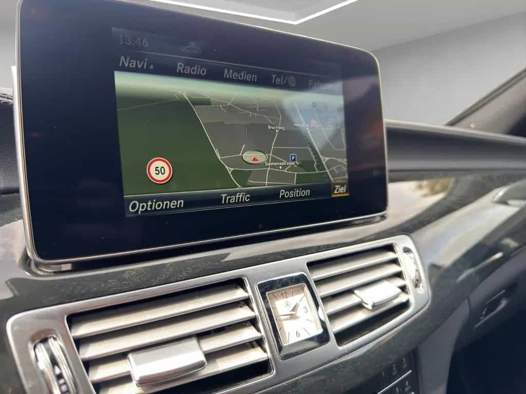 Mercedes-Benz CLS 220 Shooting Brake CLS 220d Shooting Brake AMG-LINE ULTRAVOLL 07/2018-photo-12