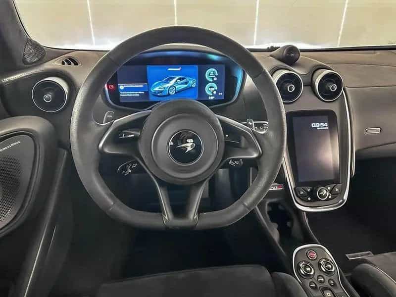 McLaren 570S Coupe - McLaren Milano 03/2019-photo-9