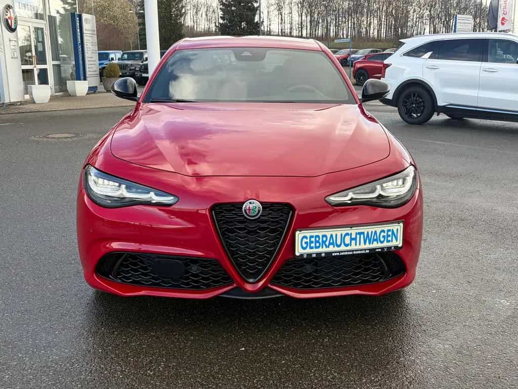 Alfa Romeo Giulia Veloce Q4 03/2024-photo-6