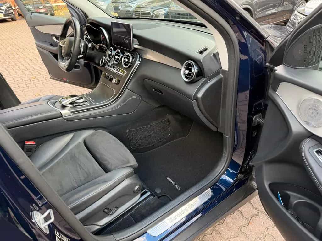 Mercedes-Benz GLC-Class 300 4M*AMG*eSD*BURM*LED*PDC*KAM 12/2018-photo-21