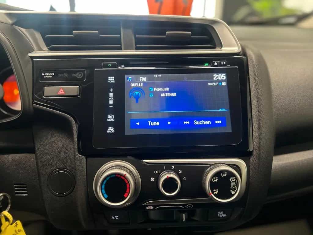 Honda Jazz 1.3 Comfort Automatik Sitzh. Parkh.Garantie 07/2018-photo-22