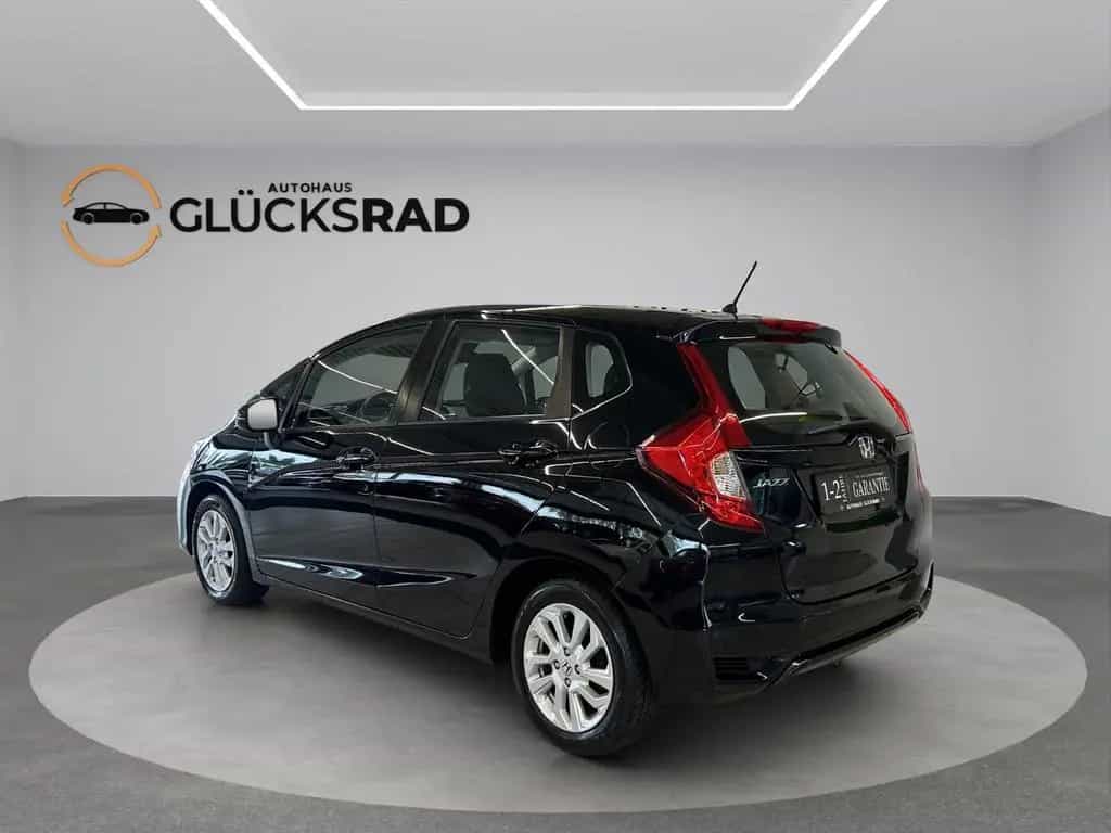 Honda Jazz 1.3 Comfort Automatik Sitzh. Parkh.Garantie 07/2018-photo-3