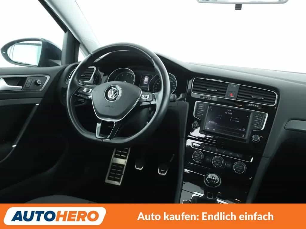 Volkswagen Golf VII 1.2 TSI Allstar BlueMotion Tech*TEMPO* 03/2016-photo-11