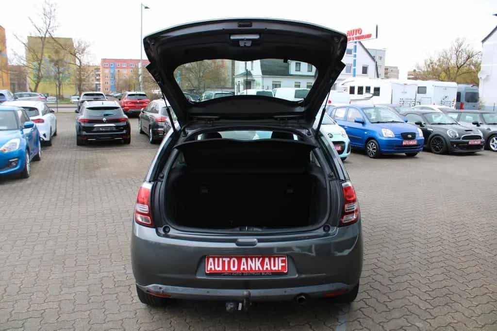 Citroën C3 Exclusive 1.6l Leder Tempomat AHK 06/2014-photo-11