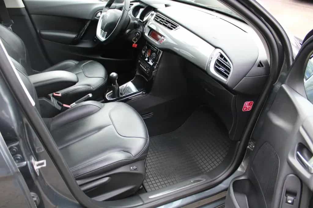 Citroën C3 Exclusive 1.6l Leder Tempomat AHK 06/2014-photo-20