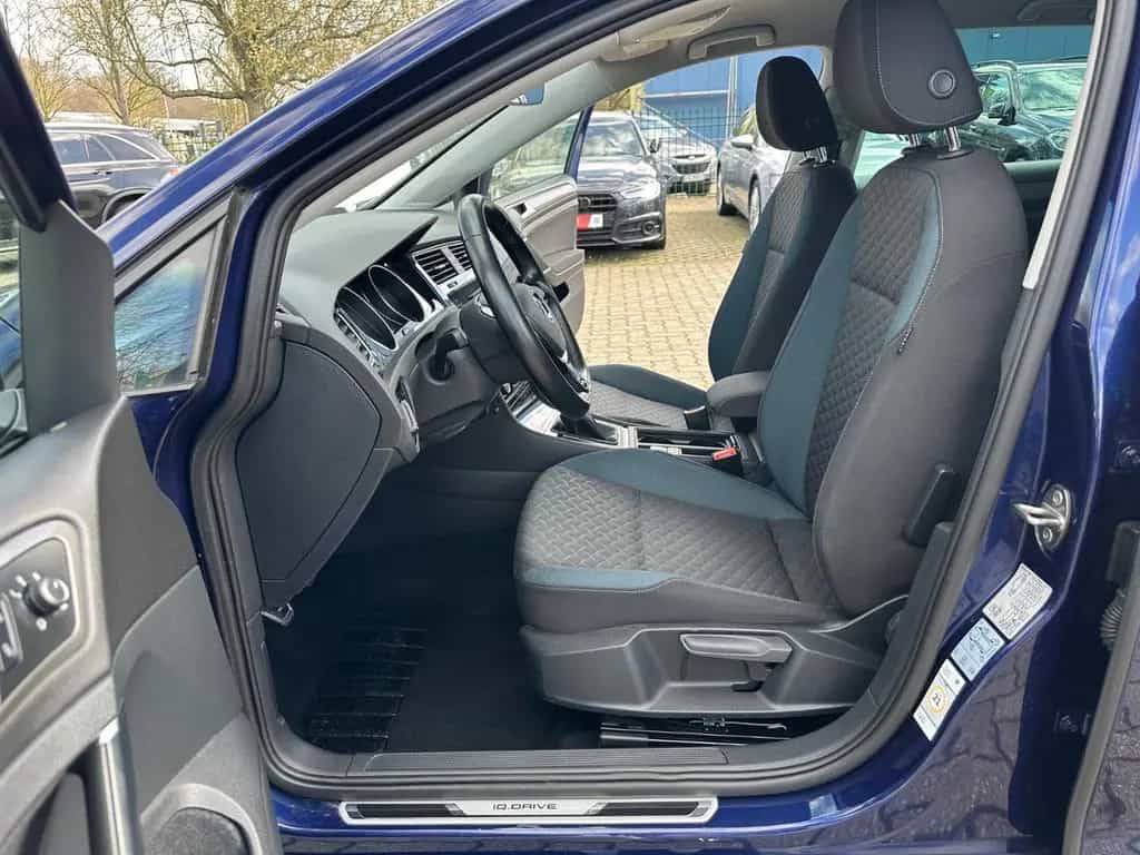 Volkswagen Golf VII Lim IQ.DRIVE Navi ACC Bluetooth SHZ PDC 05/2019-photo-13