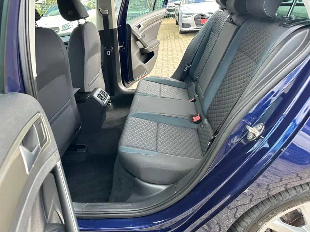 Volkswagen Golf VII Lim IQ.DRIVE Navi ACC Bluetooth SHZ PDC 05/2019-photo-14