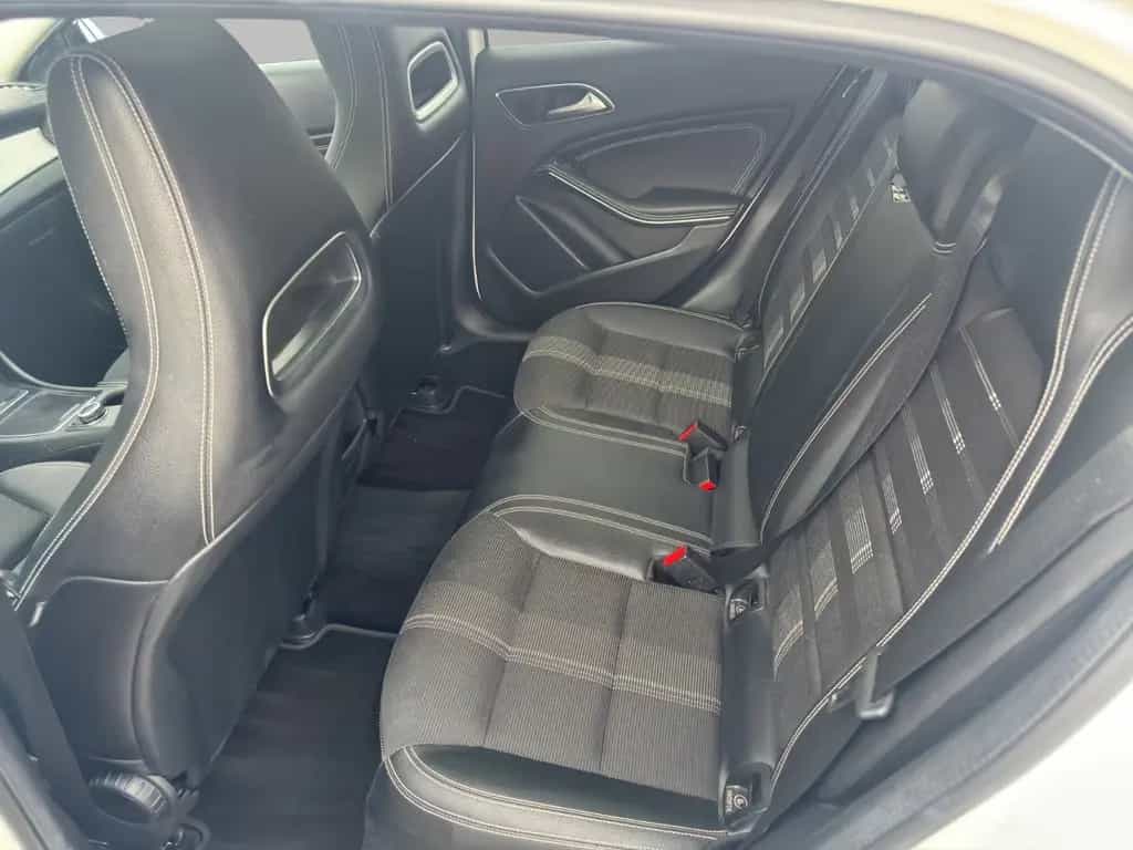 Mercedes-Benz GLA 220 4Matic URBAN PANO/NIGHT/DISTRONIC/360 02/2020-photo-10
