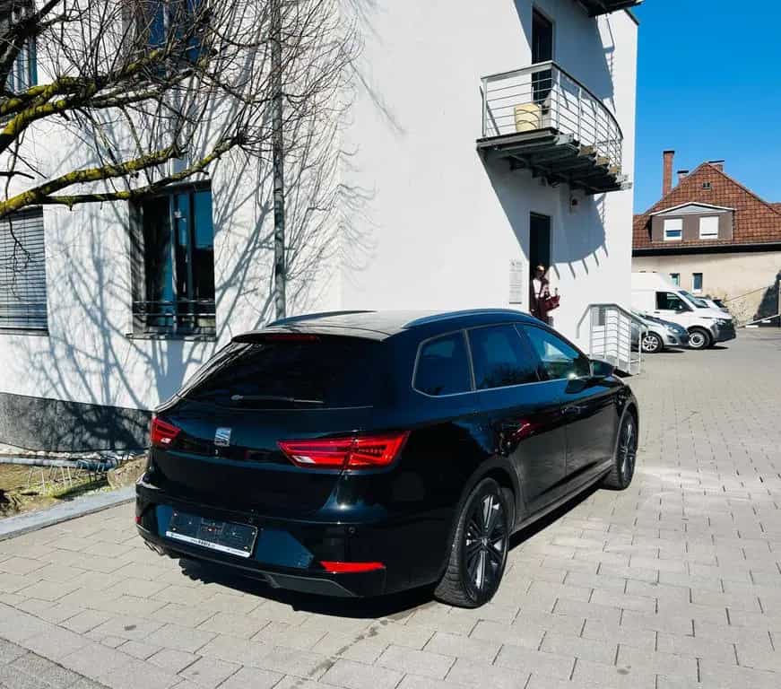 Seat Leon ST Xcellence *Pano, Virt.Cckp, LED,RFK,AHK* 07/2020-photo-12