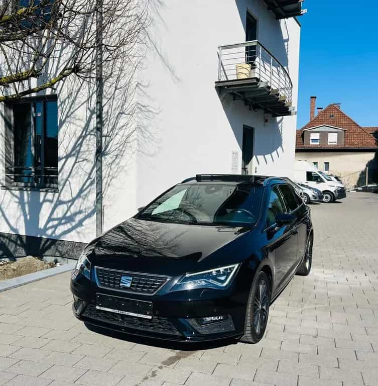 Seat Leon ST Xcellence *Pano, Virt.Cckp, LED,RFK,AHK* 07/2020-photo-4