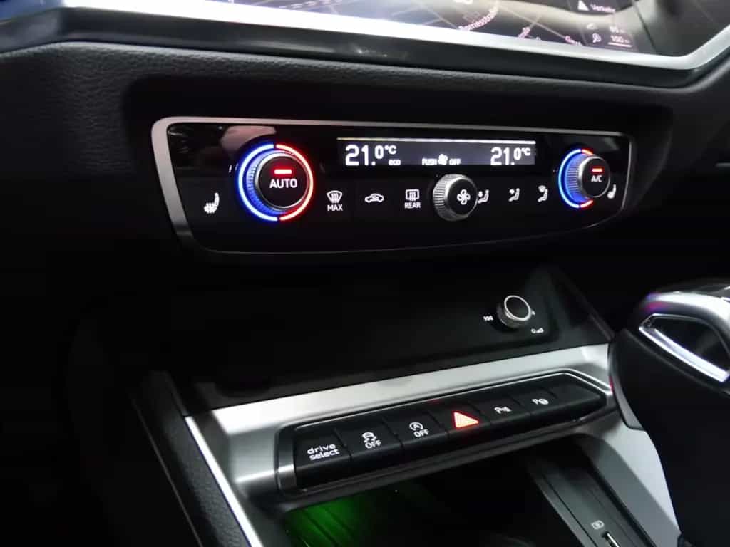 Audi Q3 Sportback 35 TDI S line 01/2020-photo-21