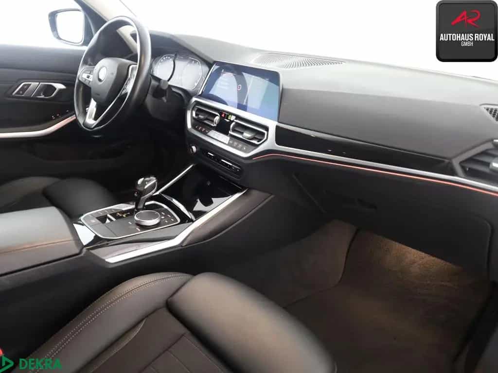 BMW 320 i T SPORTLINE SPURHALTE,CARPLAY,1.HAND,SH 01/2021-photo-10