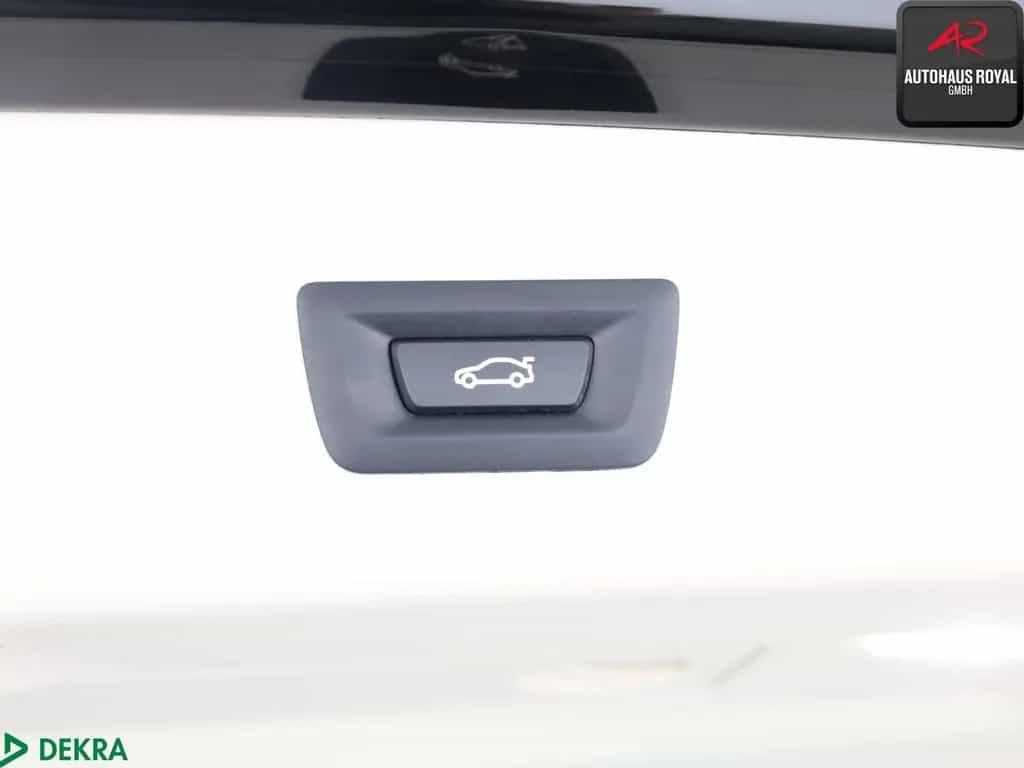 BMW 320 i T SPORTLINE SPURHALTE,CARPLAY,1.HAND,SH 01/2021-photo-19