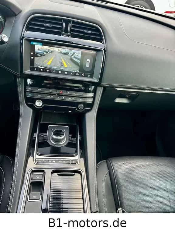 Jaguar F-Pace F-PACE R-Sport AWD*Leder*Pano*Black Pack* 10/2019-photo-15