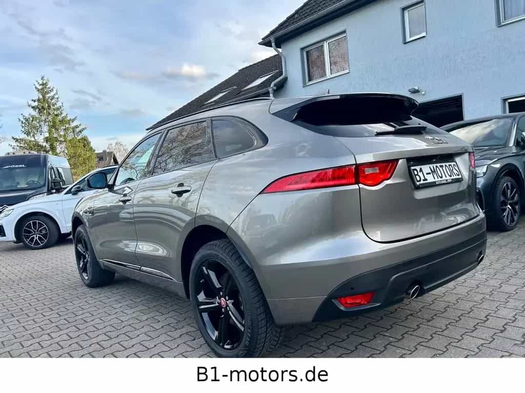 Jaguar F-Pace F-PACE R-Sport AWD*Leder*Pano*Black Pack* 10/2019-photo-8