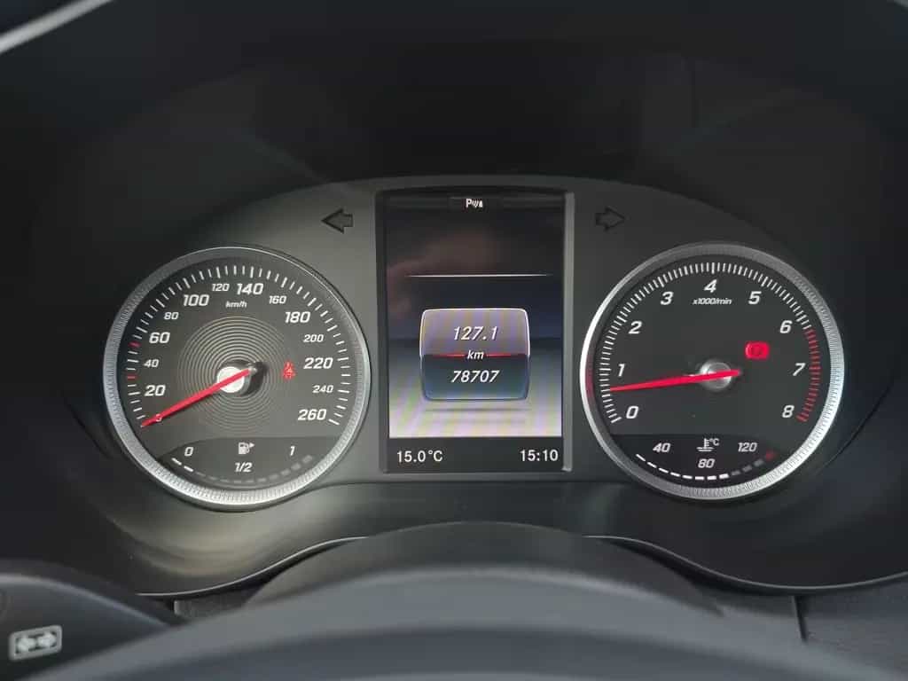 Mercedes-Benz C 180 C180 CGI Avantgarde LED Navi Sitzheizung PDC USB 06/2015-photo-10