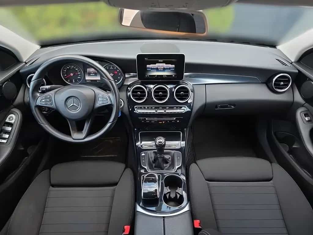 Mercedes-Benz C 180 C180 CGI Avantgarde LED Navi Sitzheizung PDC USB 06/2015-photo-11