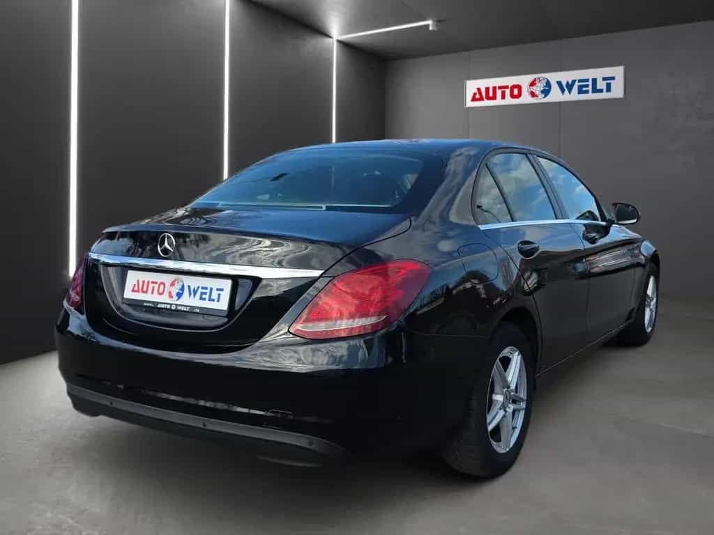 Mercedes-Benz C 180 C180 CGI Avantgarde LED Navi Sitzheizung PDC USB 06/2015-photo-3