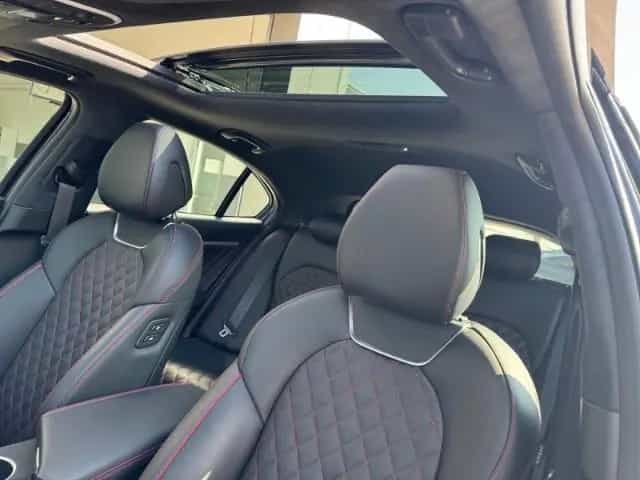 Genesis G70 Shooting Brake 2.0T RWD Sport Sportpaket Nav 11/2024-photo-16