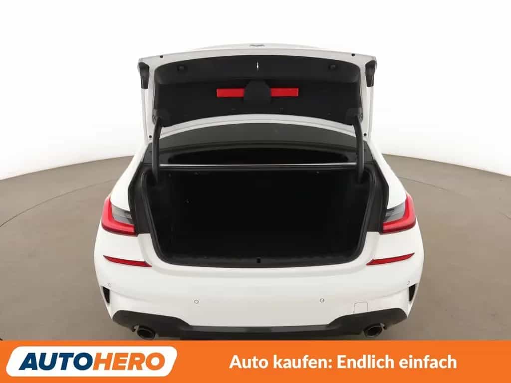 BMW 318 i M Sport Aut.*LED*PDC*TEMPO*SHZ*ALU* 04/2022-photo-16