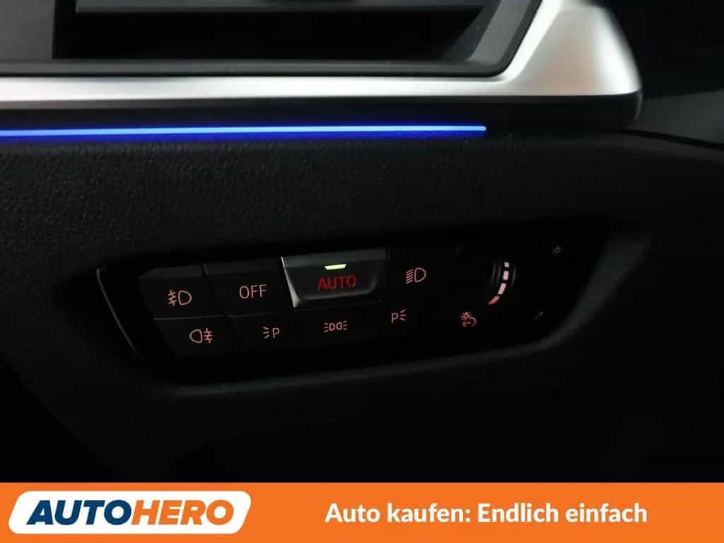 BMW 318 i M Sport Aut.*LED*PDC*TEMPO*SHZ*ALU* 04/2022-photo-29