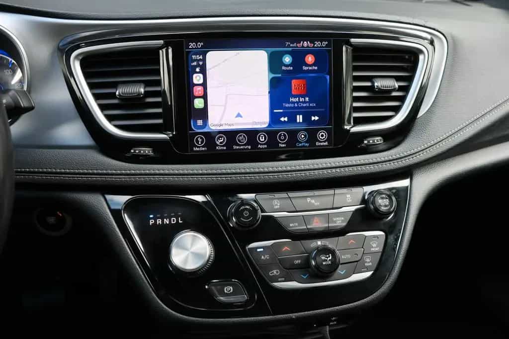 Chrysler Pacifica S LIMITED/Staubsauger/4xSHZ/PANO/TOTW 05/2020-photo-22