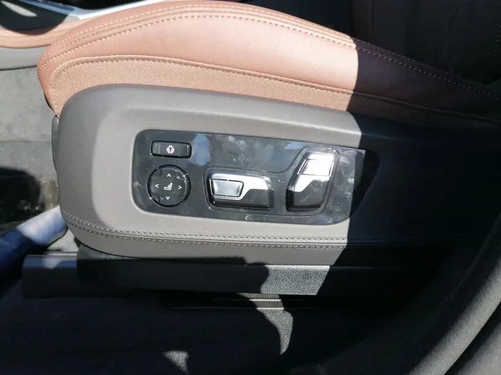 ALPINA XB7 Manufaktur AHK Standhzg H&K Pano null-photo-22