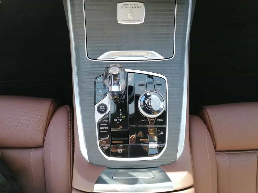 ALPINA XB7 Manufaktur AHK Standhzg H&K Pano null-photo-24