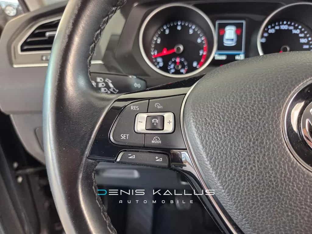 Volkswagen Tiguan 1.4 TSI Highline/4Motion 09/2016-photo-36