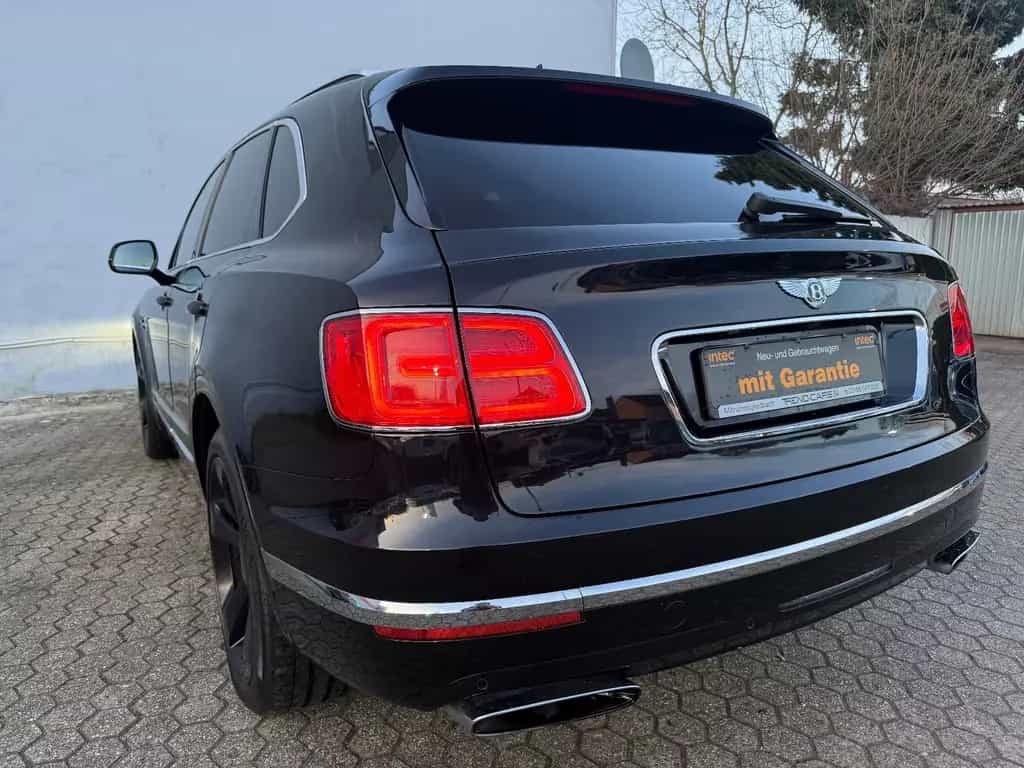 Bentley Bentayga 6.0 W12 4WD*FirstEdition* Pano*Voll* 12/2016-photo-5