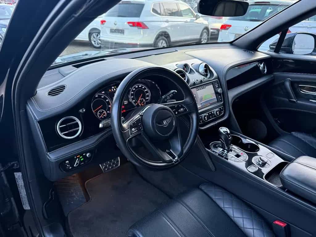 Bentley Bentayga 6.0 W12 4WD*FirstEdition* Pano*Voll* 12/2016-photo-8
