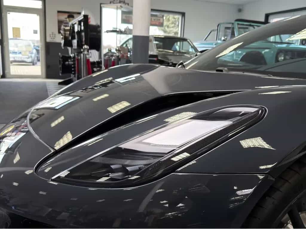 Lotus Emira 3.5 V6 298 kW SE V6 Extended Black Pack Al 07/2024-photo-10